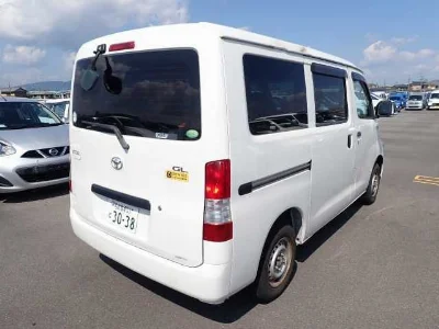 TOYOTA LITE ACE VAN