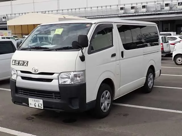 Toyota HiAce Van 2019