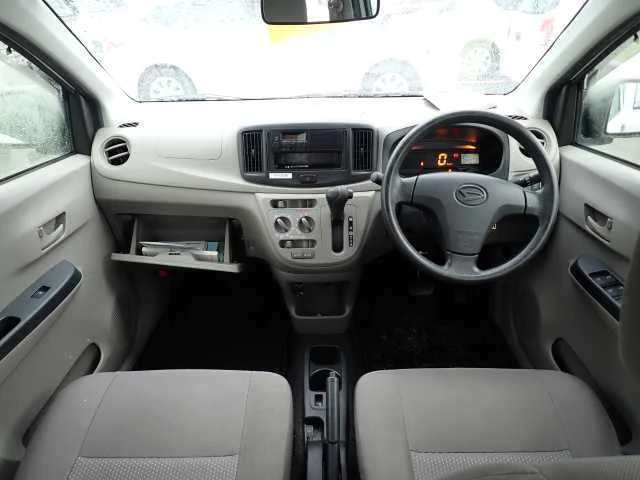 Daihatsu Mira e:S 2015