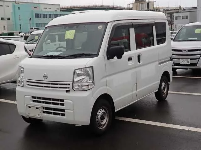 Nissan NV100 Clipper 2022