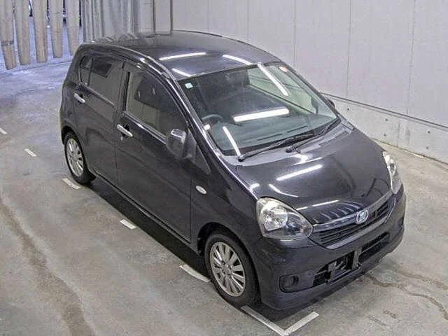 Daihatsu Mira e:S 2015