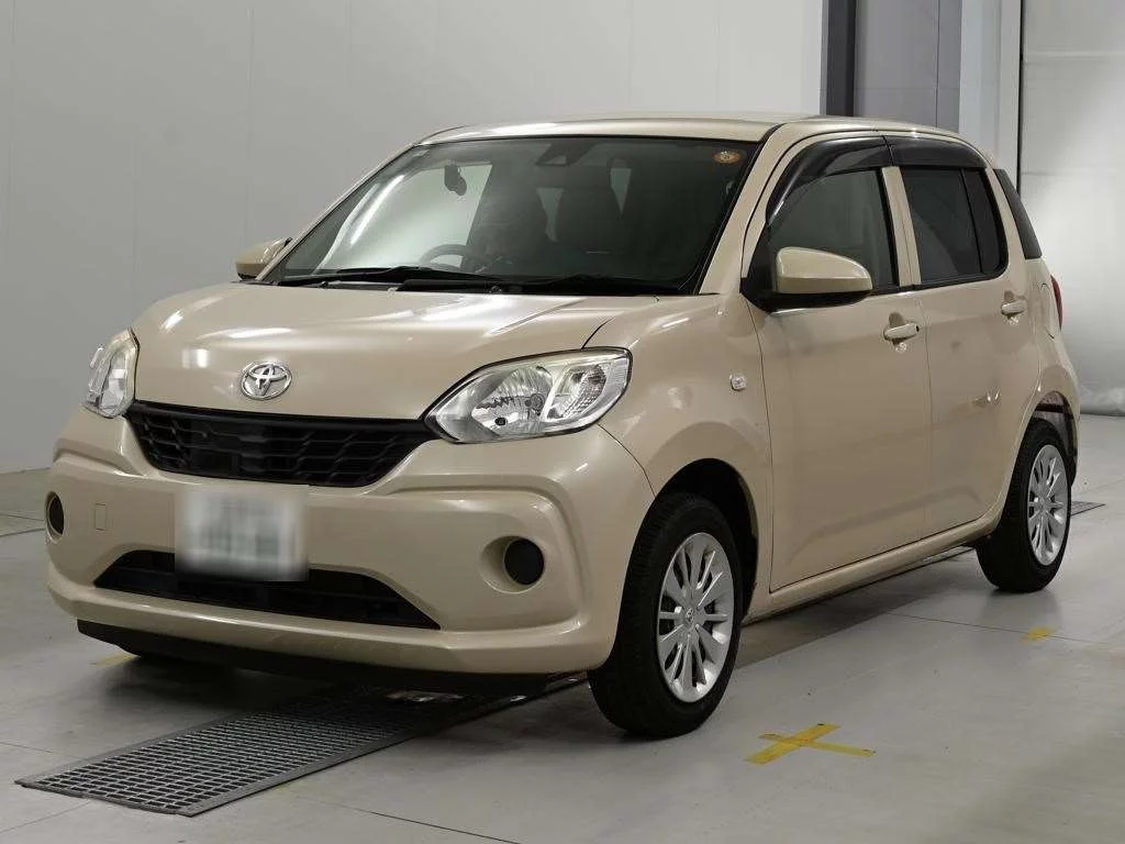 Toyota Passo 2016