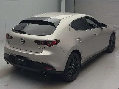 MAZDA MAZDA3 FASTBACK