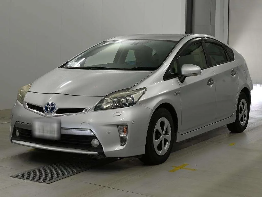 Toyota Prius PHV 2012