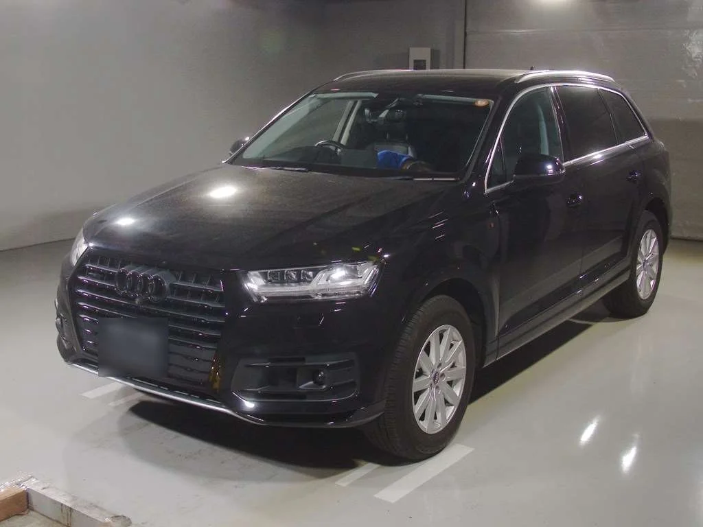 Audi Q7  с аукциона в Японии