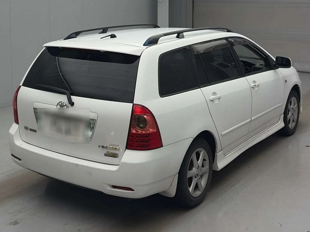 Toyota Corolla Fielder  с аукциона в Японии