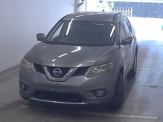Nissan X-Trail  с аукциона в Японии