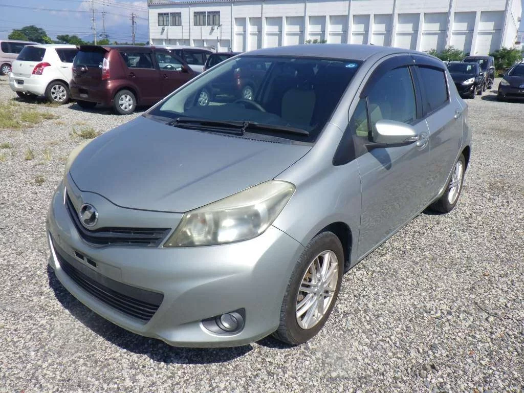 Toyota Vitz 2011