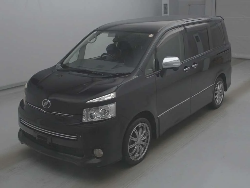 Toyota Voxy 2009