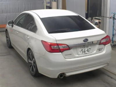 SUBARU LEGACY B4