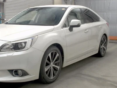 SUBARU LEGACY B4