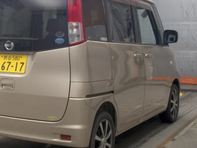 NISSAN ROOX