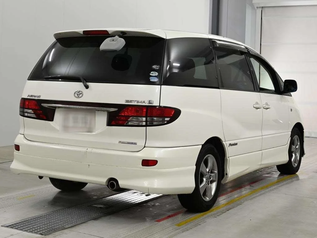 Toyota ESTIMA L  с аукциона в Японии