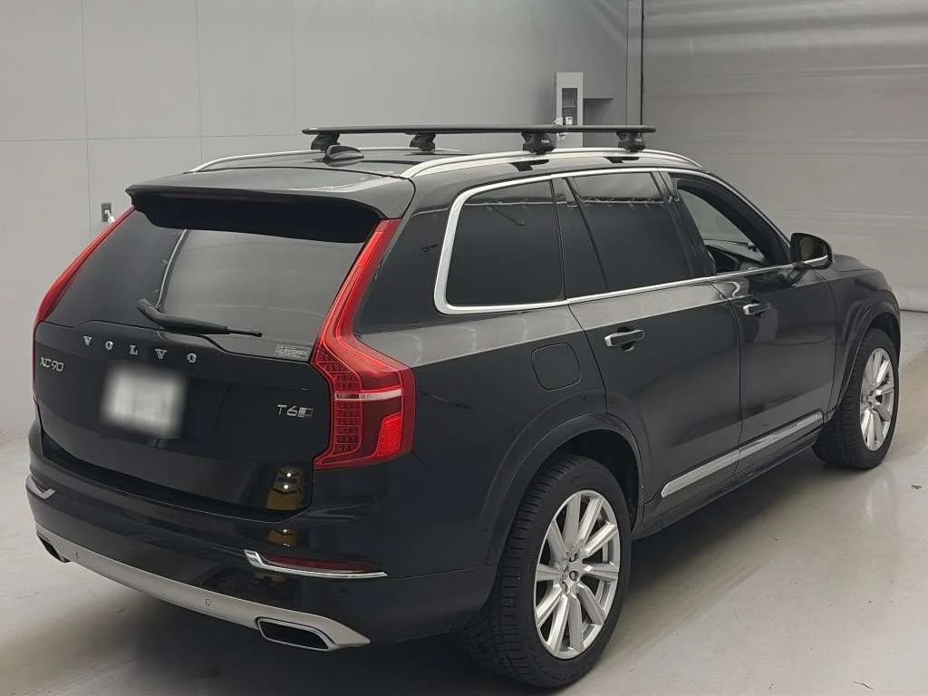Volvo XC90  с аукциона в Японии
