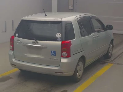 TOYOTA RAUM