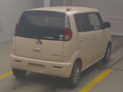 SUZUKI MRWAGON