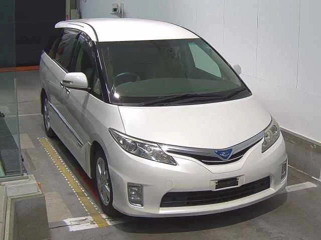 Toyota Estima 2012