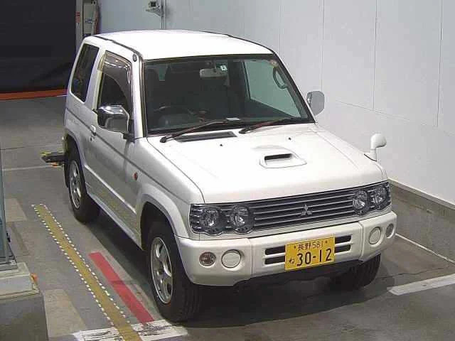 Mitsubishi Pajero Mini 2001