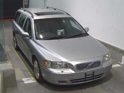 VOLVO V70