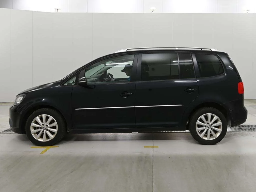 Volkswagen Touran  с аукциона в Японии
