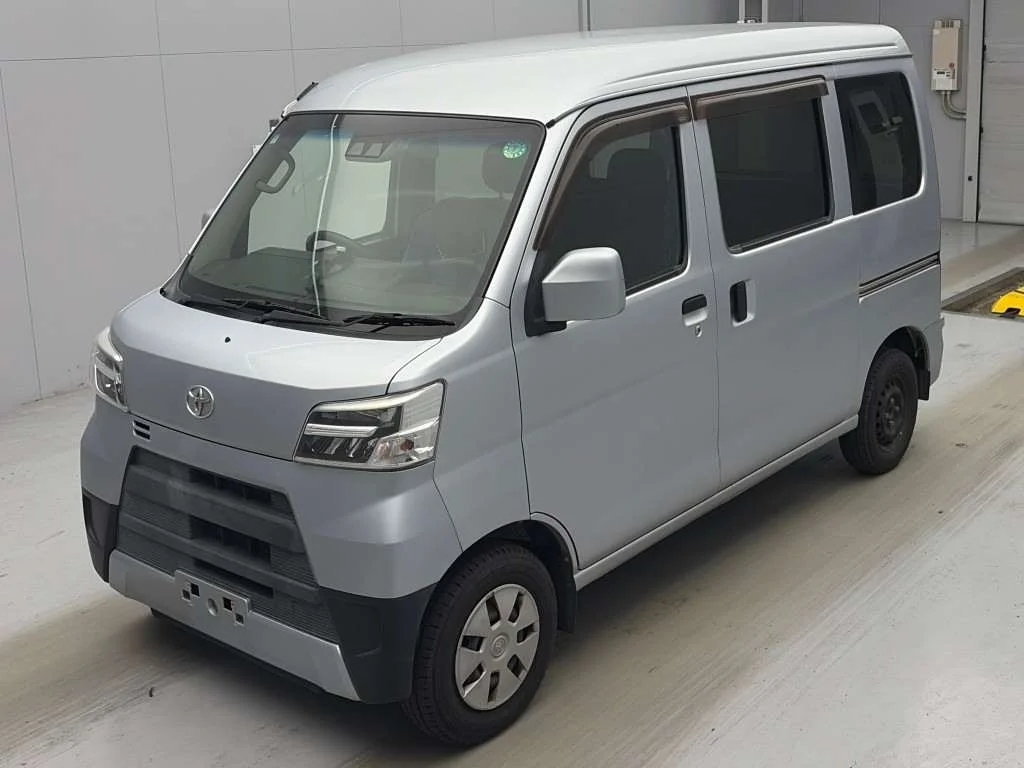 Toyota Pixis Van 2020