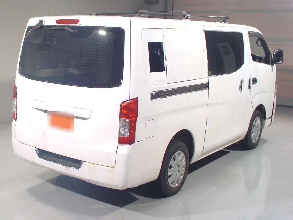 Nissan NV350 Caravan  с аукциона в Японии