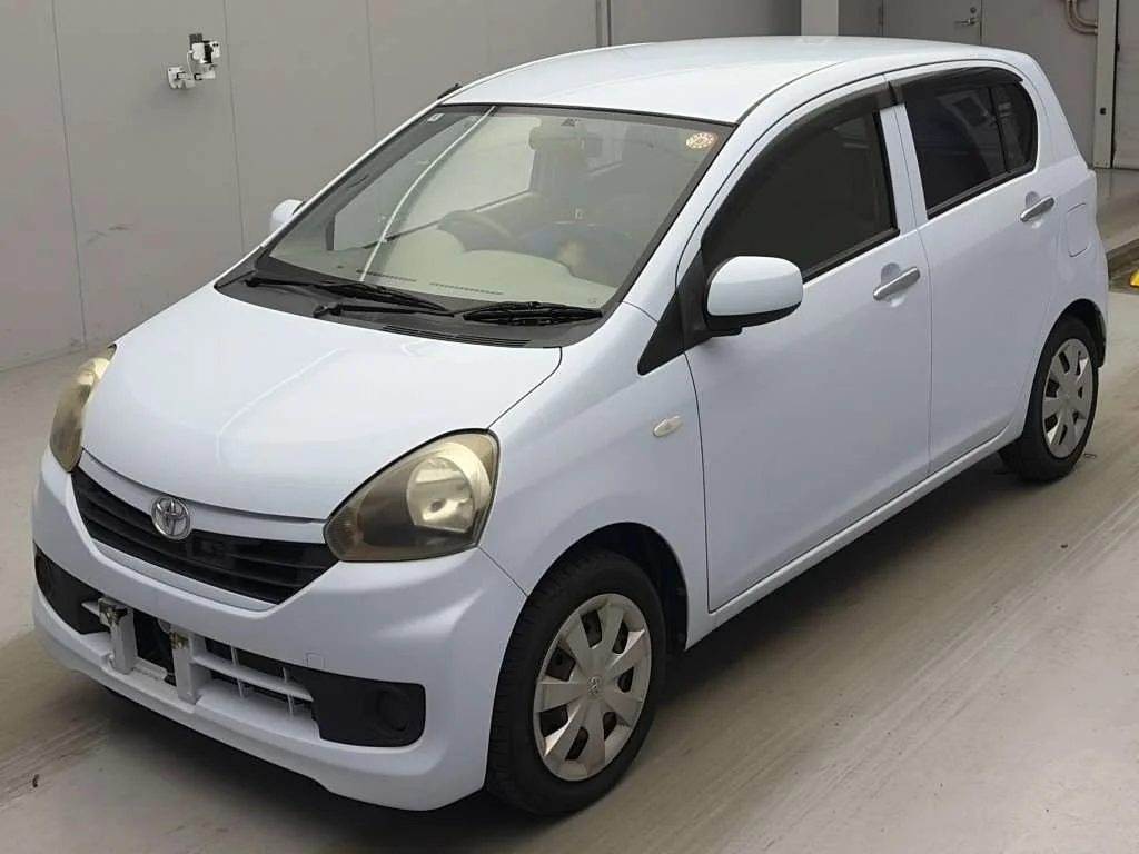 Toyota Pixis Epoch 2014