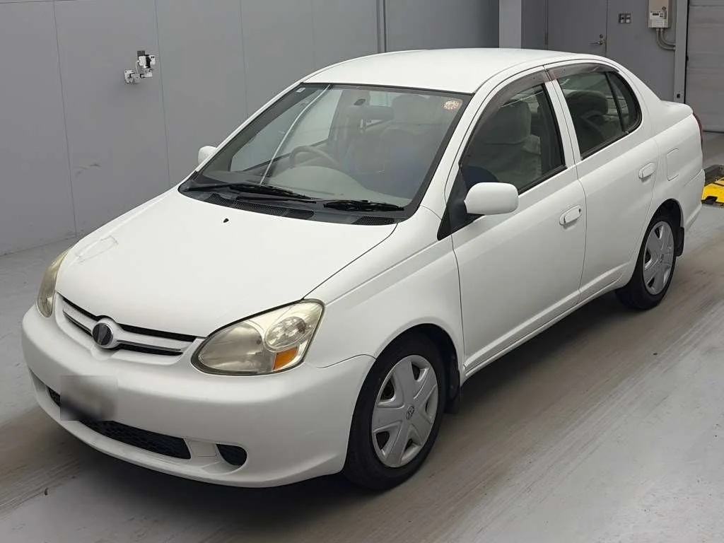Toyota Platz 2002
