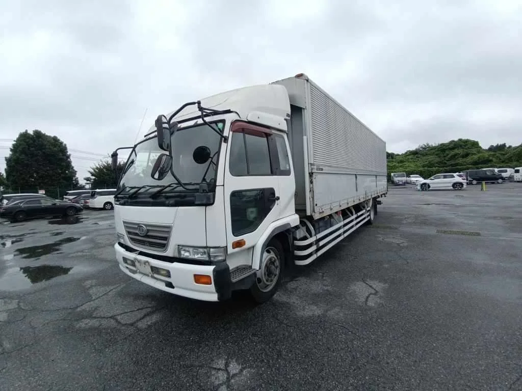 NISSAN DIESEL (UD) CONDOR  с аукциона в Японии