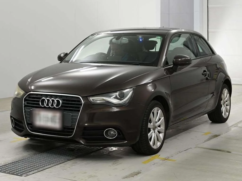 Audi A1  с аукциона в Японии