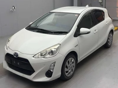 TOYOTA AQUA, 2015 — лот японского аукциона