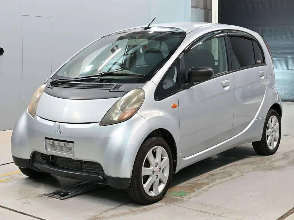 Mitsubishi i 2006