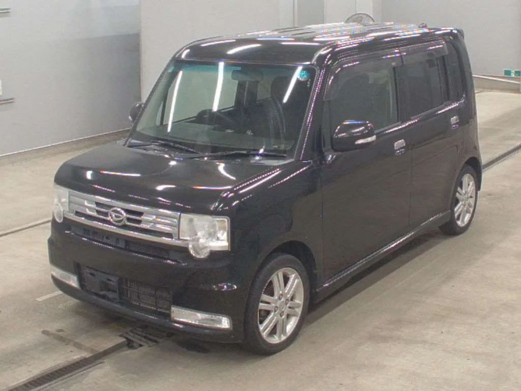 Daihatsu Move Conte 2011