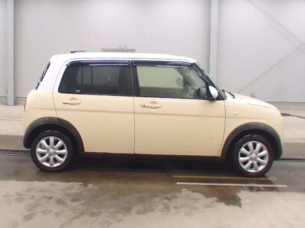 Suzuki Alto Lapin 2016