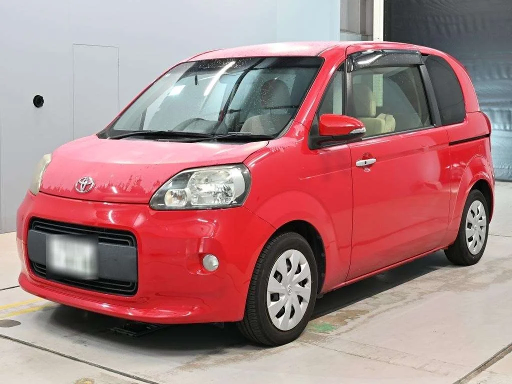 Toyota Porte 2014