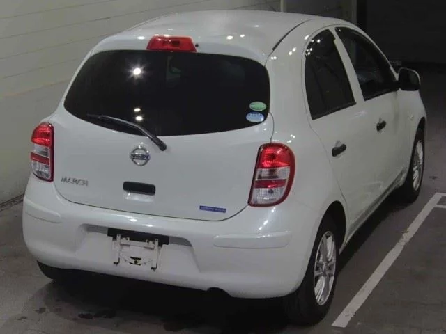 Nissan March 2013