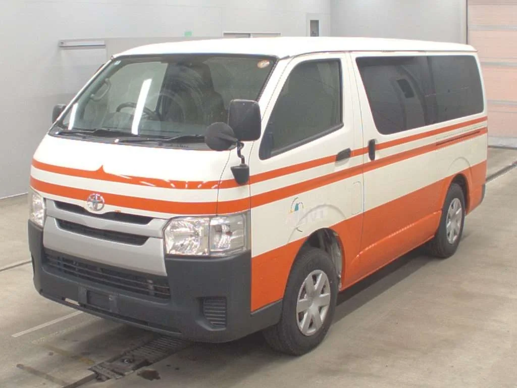 Toyota HiAce Van 2014