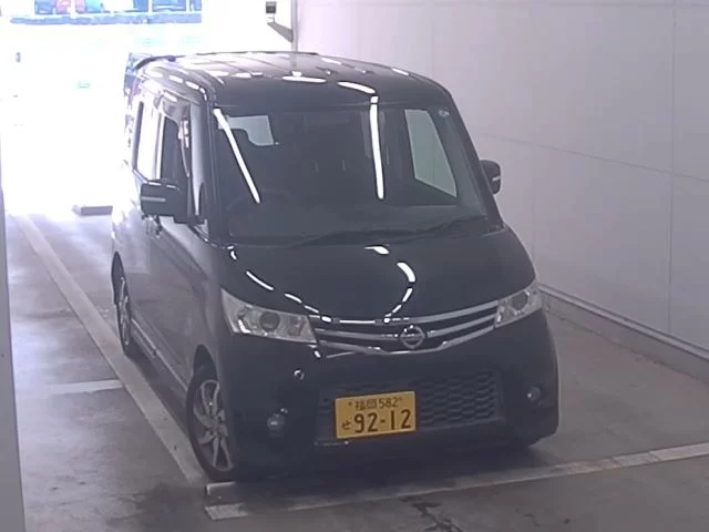 Nissan Roox 2013