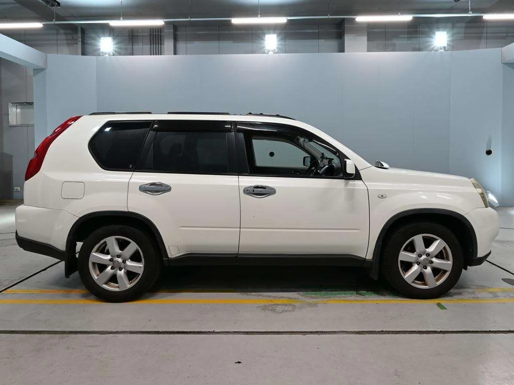 Nissan X-Trail  с аукциона в Японии