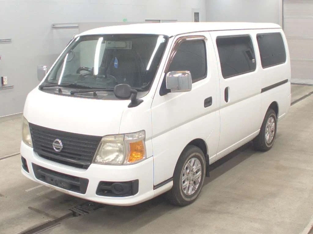 Nissan Caravan 2011