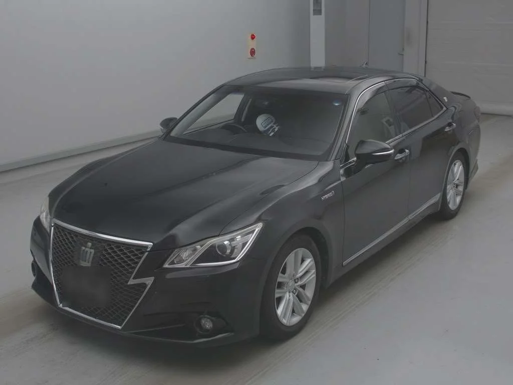 Toyota Crown 2013