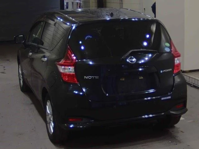 Nissan Note  с аукциона в Японии