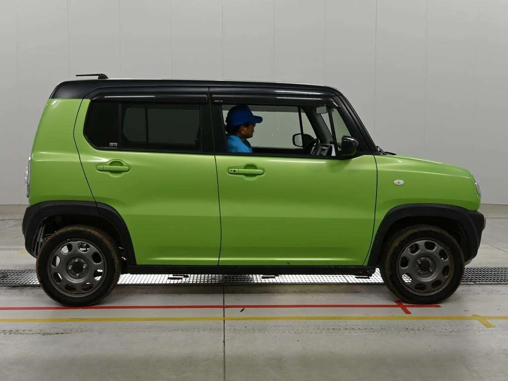 Suzuki Hustler 2016
