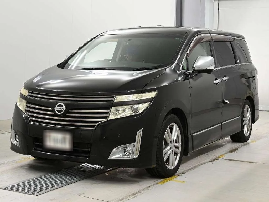 Nissan Elgrand 2011