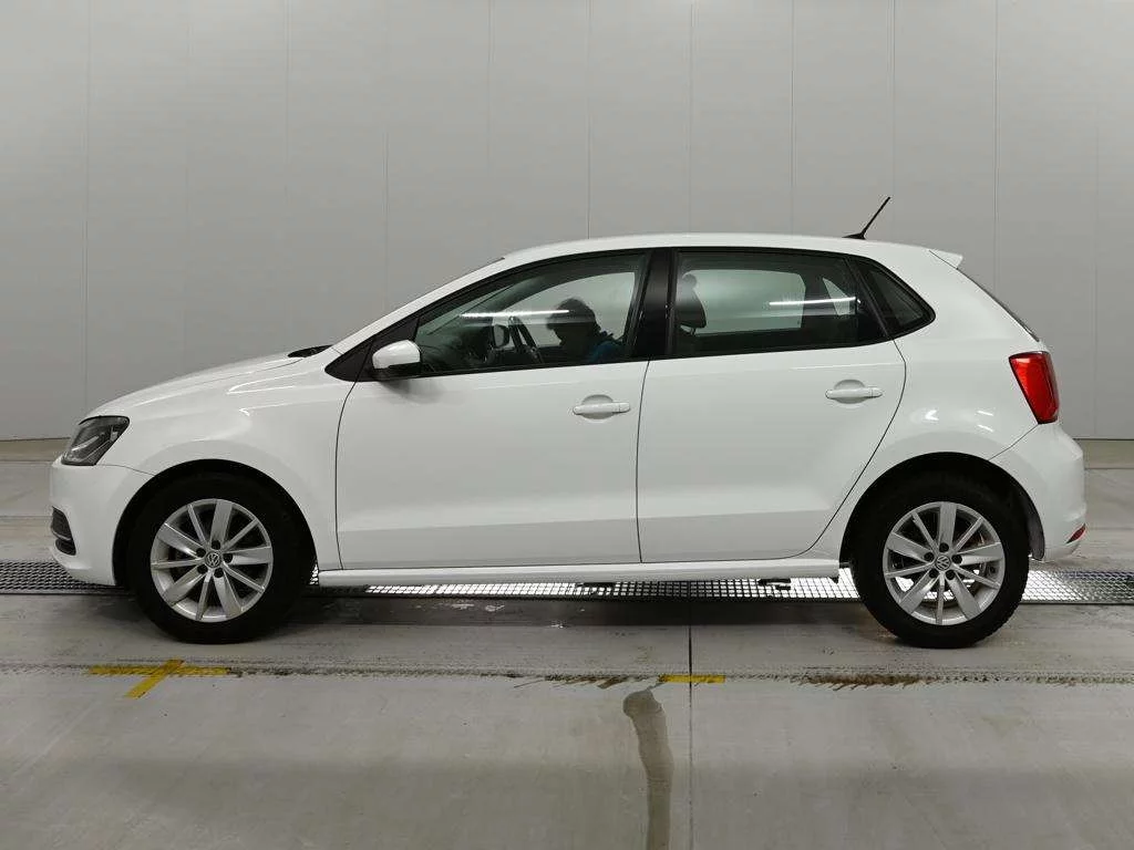 Volkswagen Polo  с аукциона в Японии