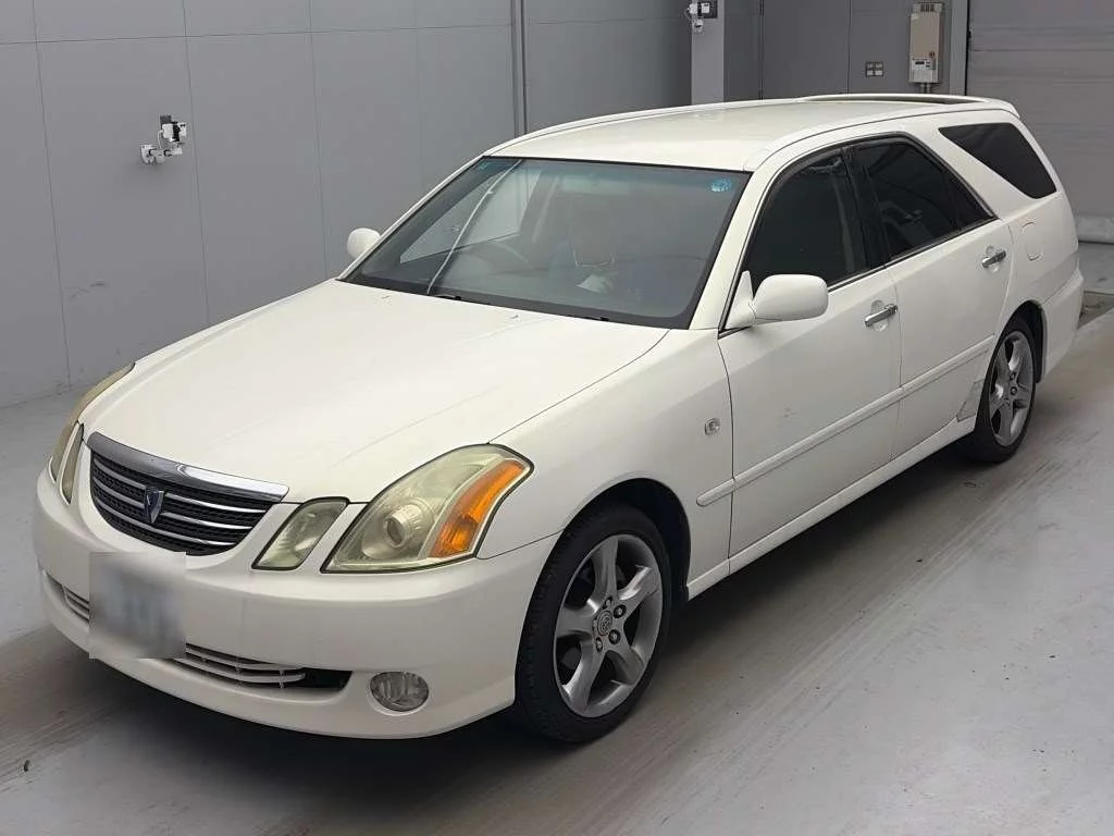 Toyota Mark II Wagon Blit  с аукциона в Японии