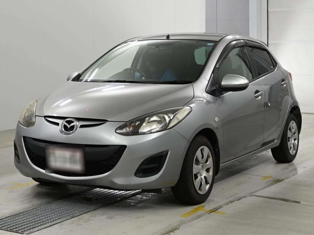 Mazda Demio 2013