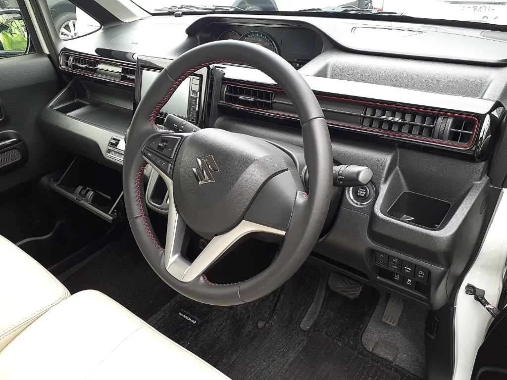 Suzuki WAGON R STINGRAY  с аукциона в Японии