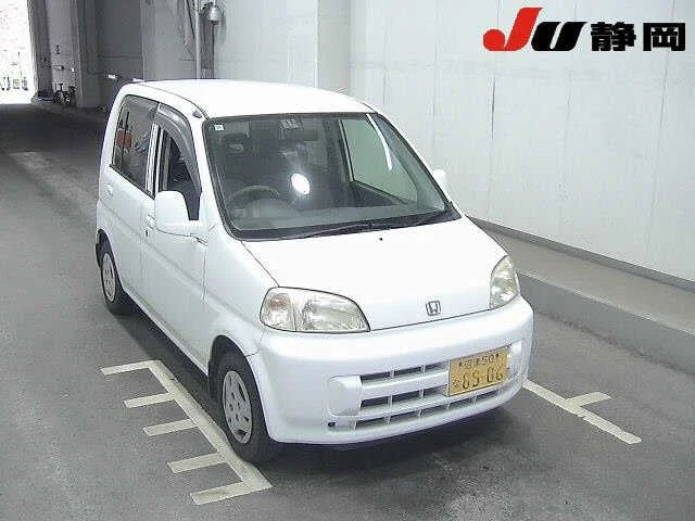 Honda Life 2000