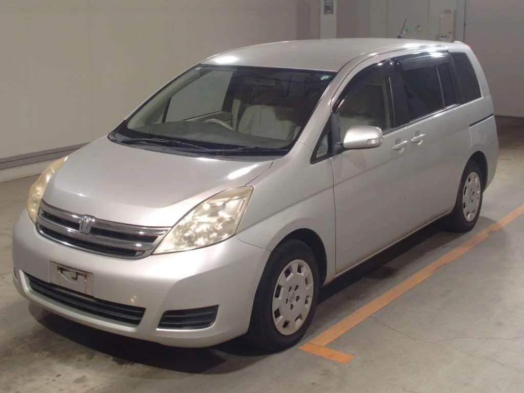 Toyota Isis 2008